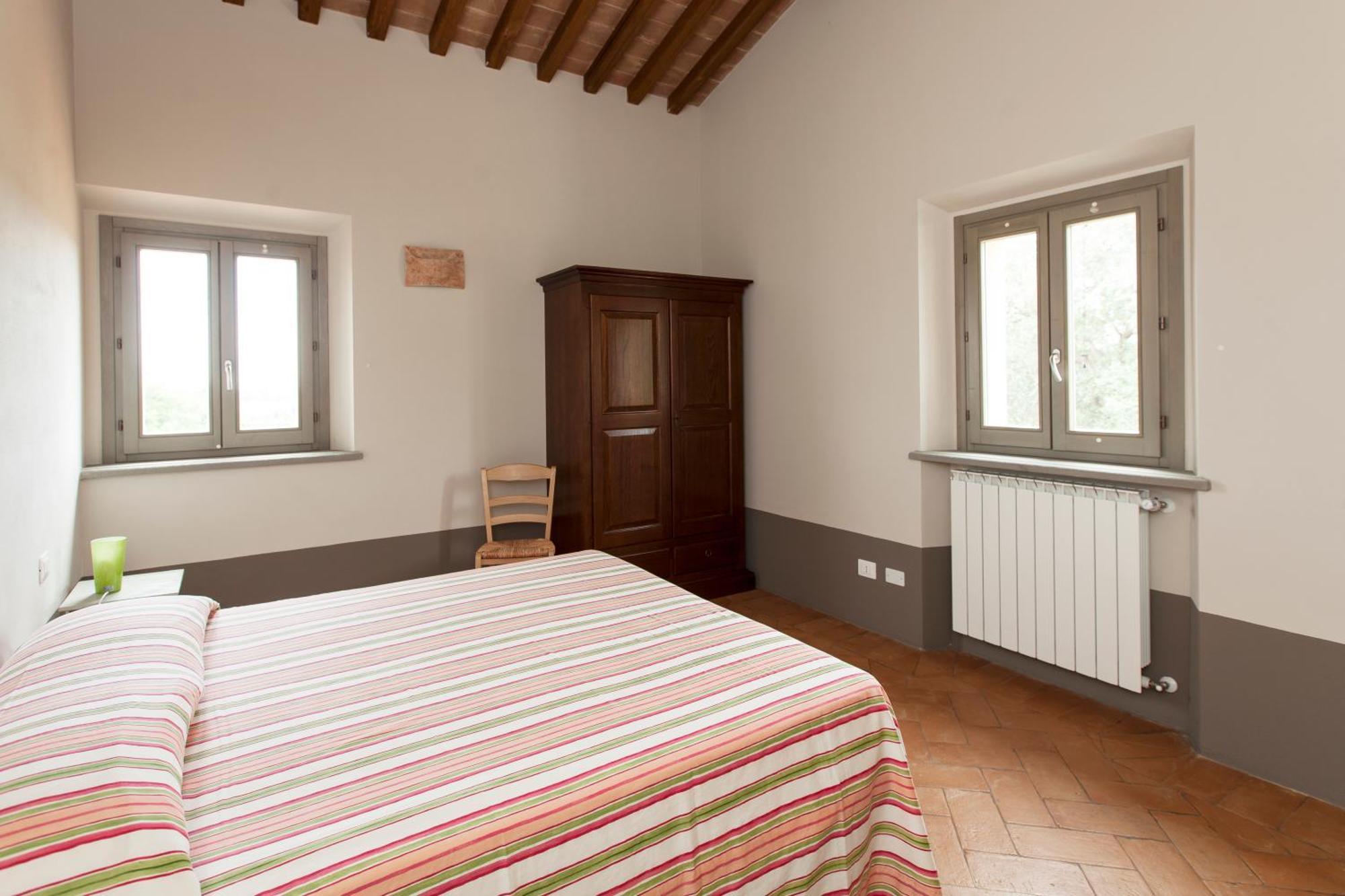 Agriturismo Bio Podere Doganelle Giuncarico Exteriör bild